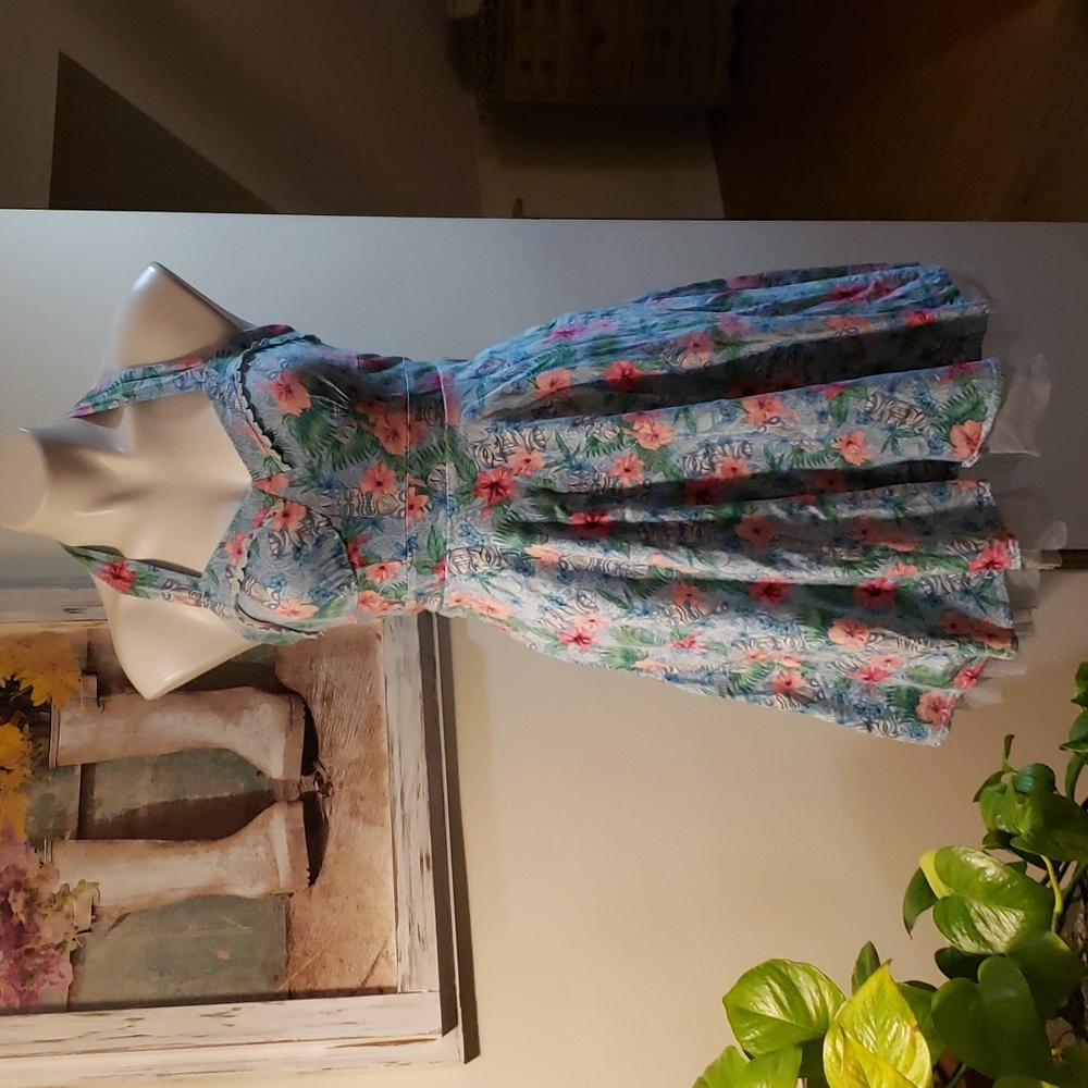 Hot Topic Dress - Picture 1 of 13